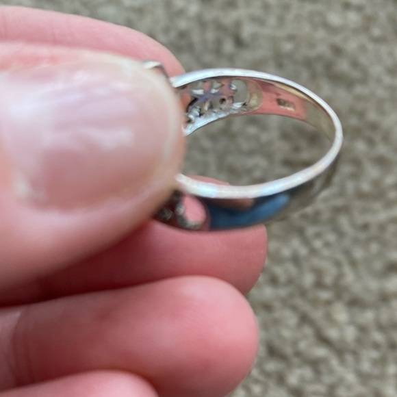 Mother of Pearl Sterling Silver Ring - Picture 5 of 5